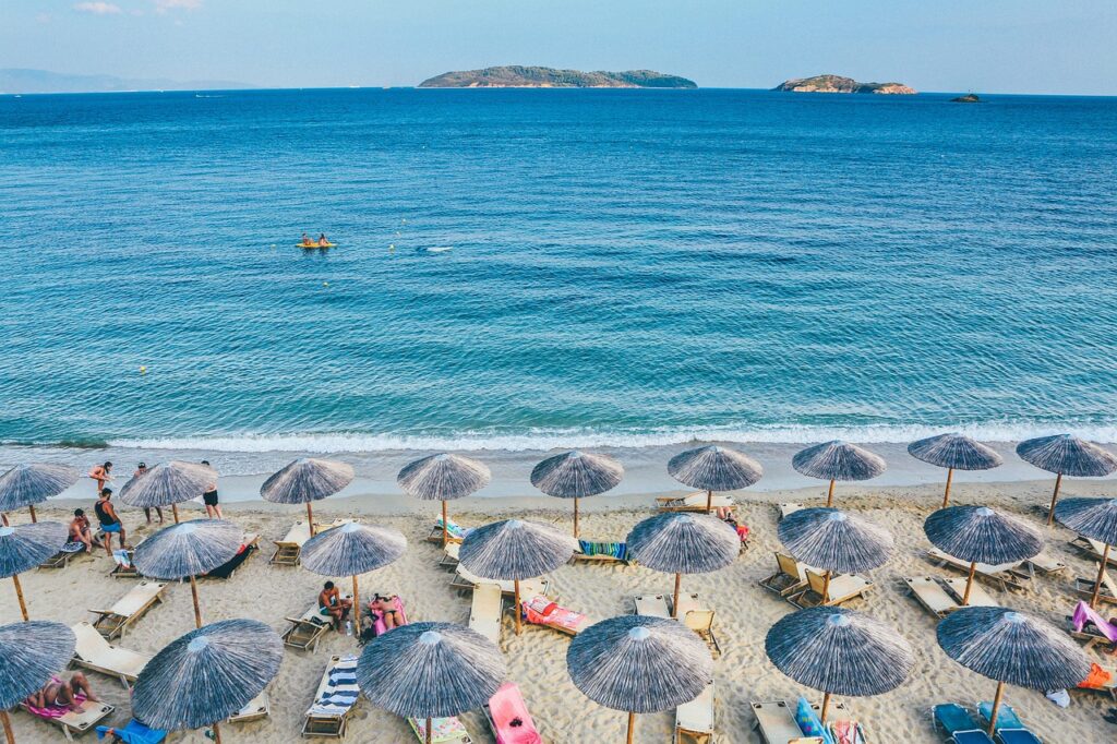 beach, umbrellas, sea-1851100.jpg